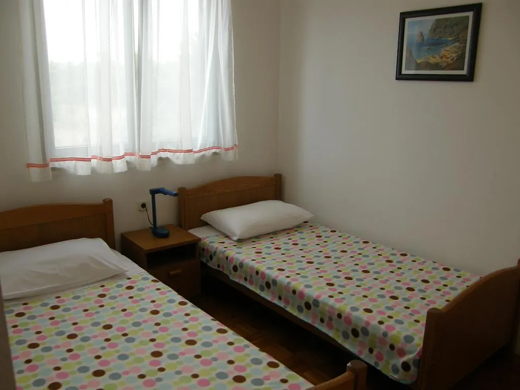 Apartment 자톤 0*,  크로아티아